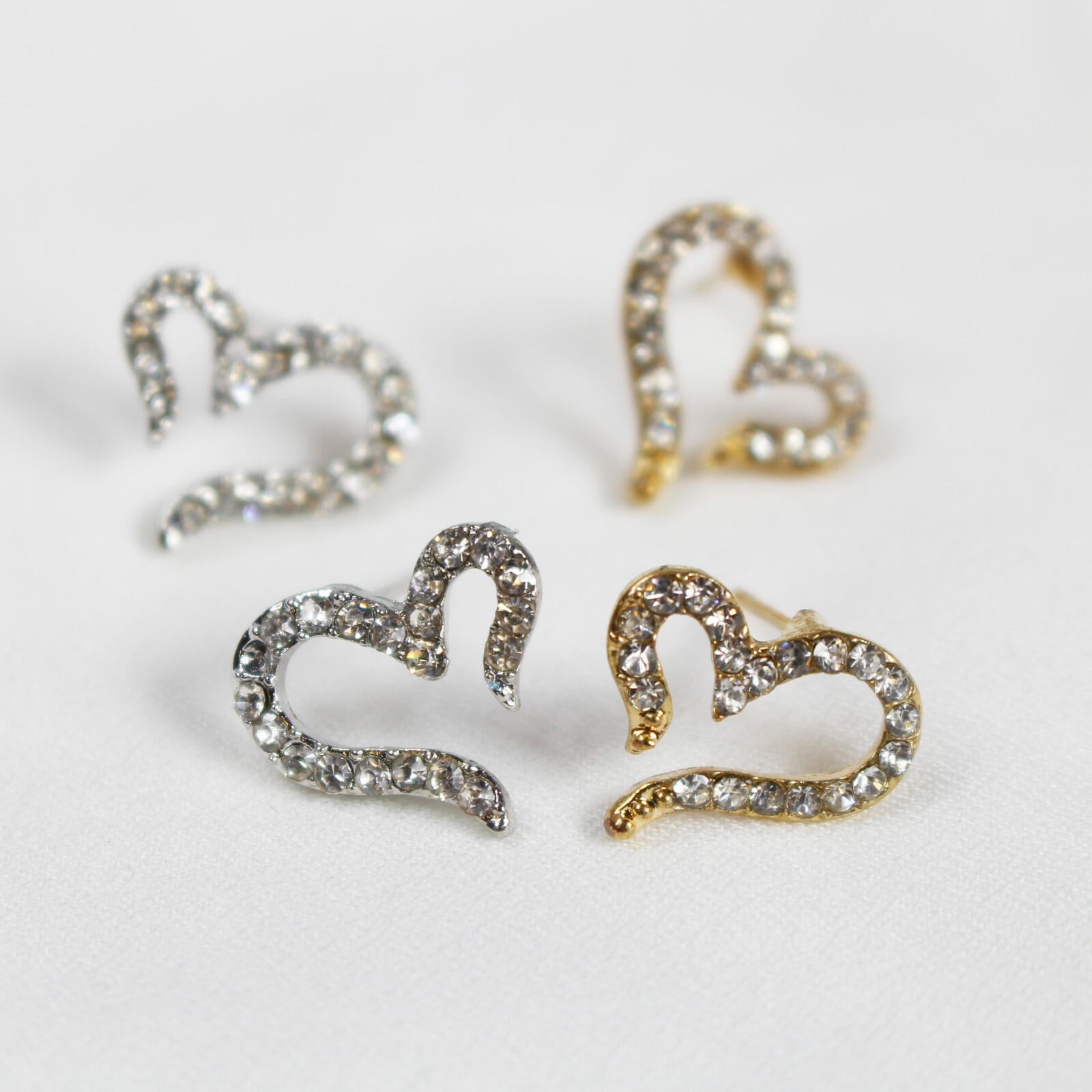 イヤリング TATIANA Classic heart earrings EC1907 TATIANA】Classic Heart Earrings EC1907〜ハートのピアス