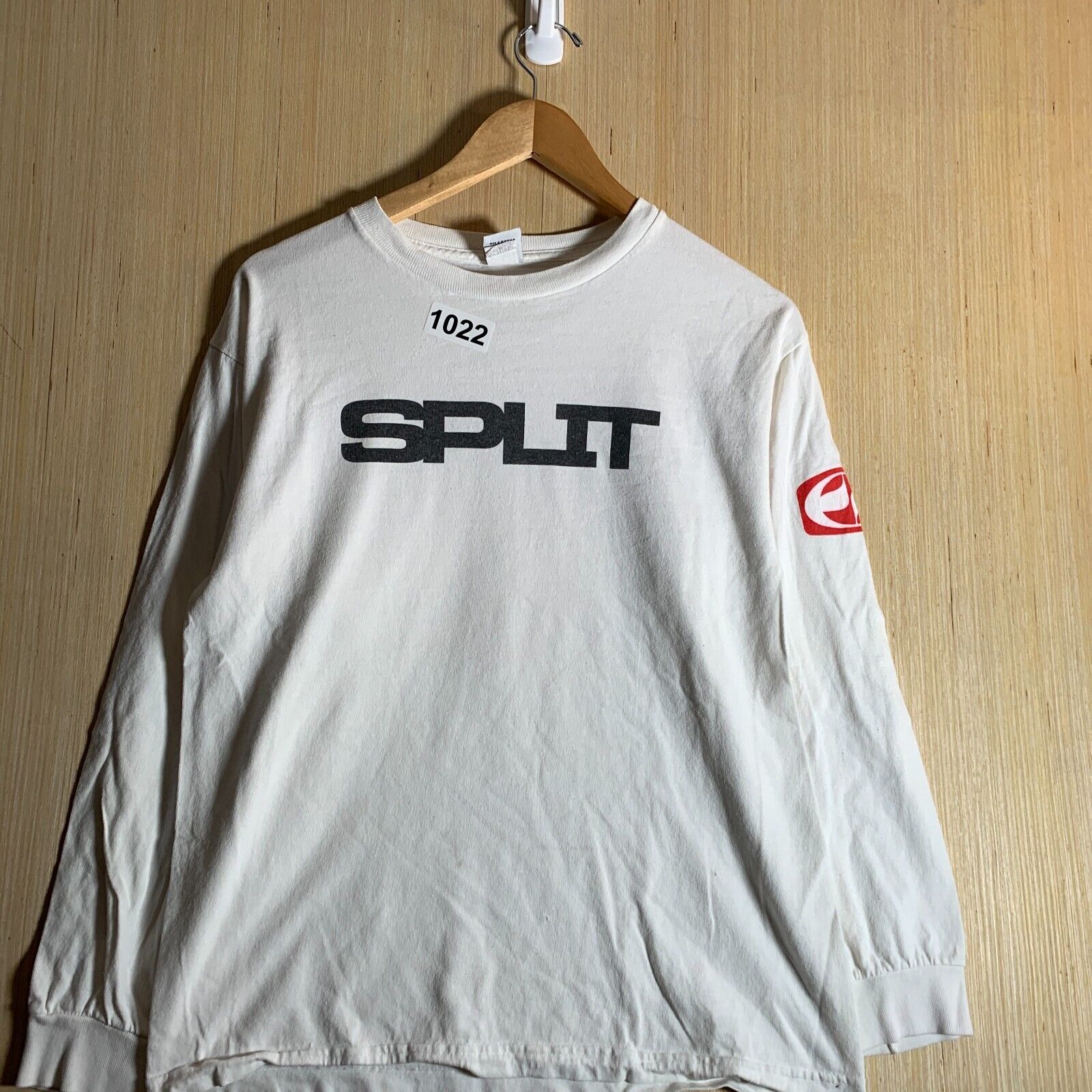 Vintage Split Shirt Adult Size Medium White Long Sleeve Vintage Split Shirt Adult Size Medium White Long Sleeve