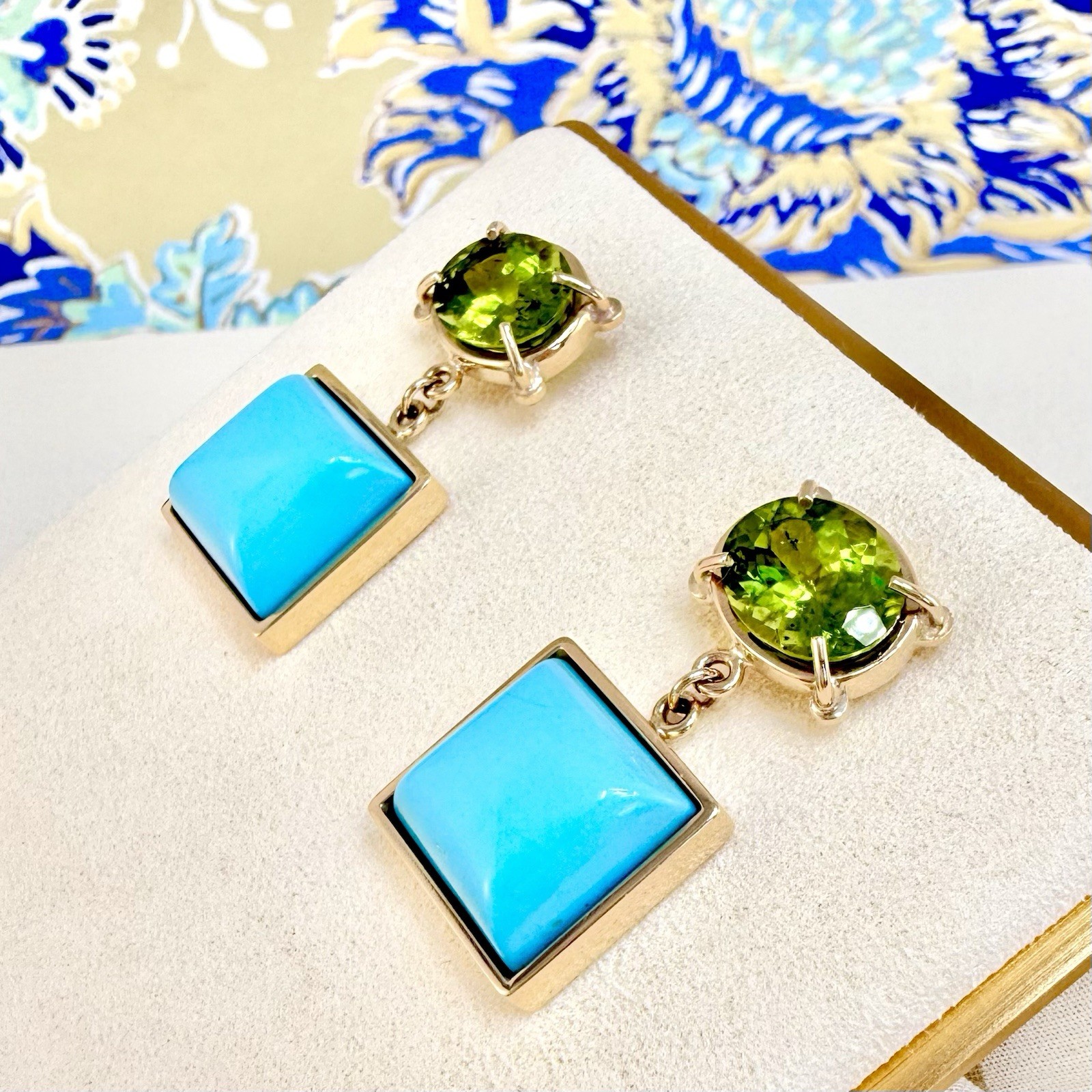 14k Yellow Gold Genuine Peridot & American Turquoise Statement Earrings, New - Picture 11 of 12