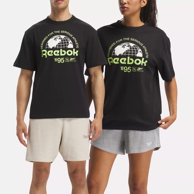 

Футболка Reebok Globe с графической серией
