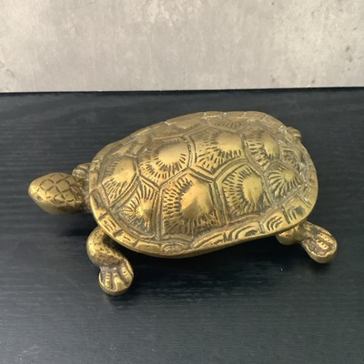 Vintage Hinged Brass Detailed Decorative Tortoise Trinket Box 10cm Long