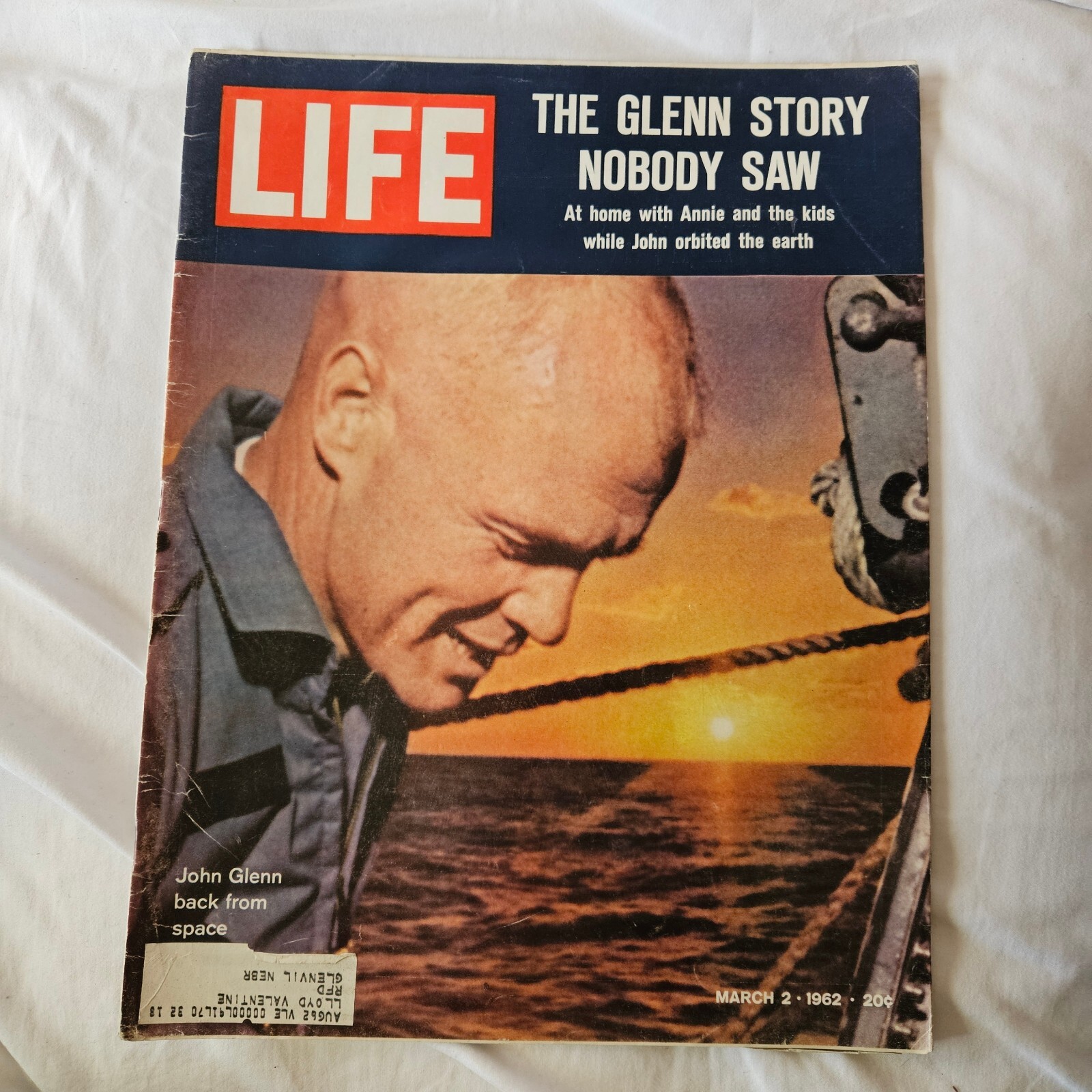 Original Vintage March 2 1962 Life Magazine 20 cent Space