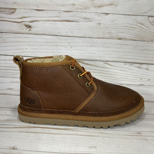 Womens Size 6.5, Mens 5 Shearling Lined Chukka