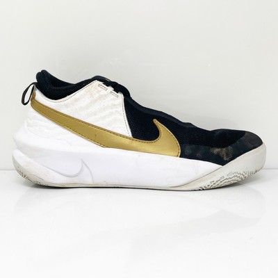 

Nike Boys Team Hustle D 10 CW6735-002 Черные баскетбольные кроссовки, размер 5,5 лет, Черный, Team Hustle D 10
