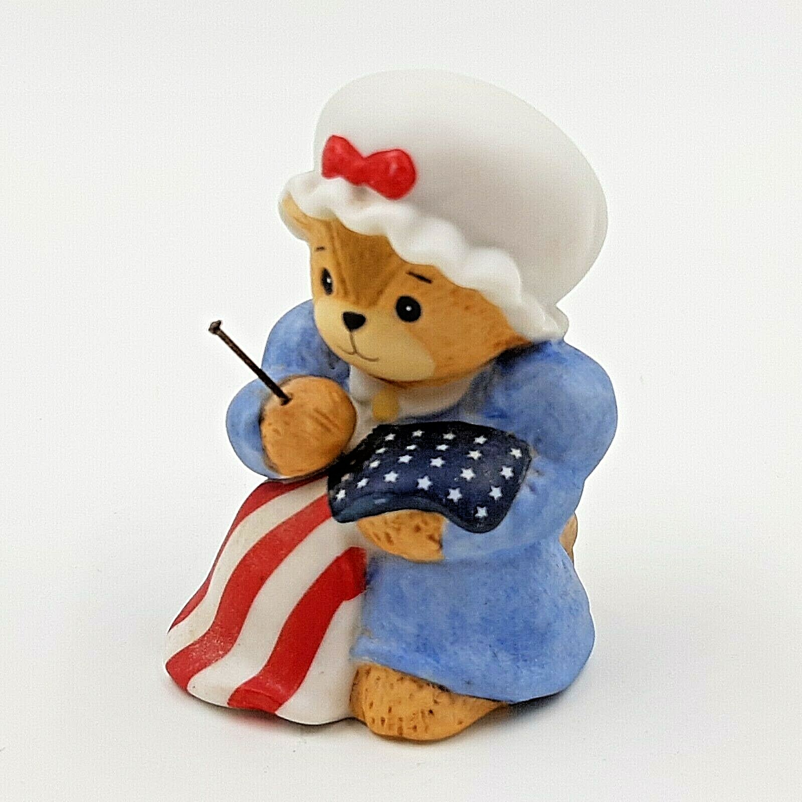 Vintage Betsy Ross Bear Figurine Sewing American Flag 1986 Lucy Rigg Enesco
