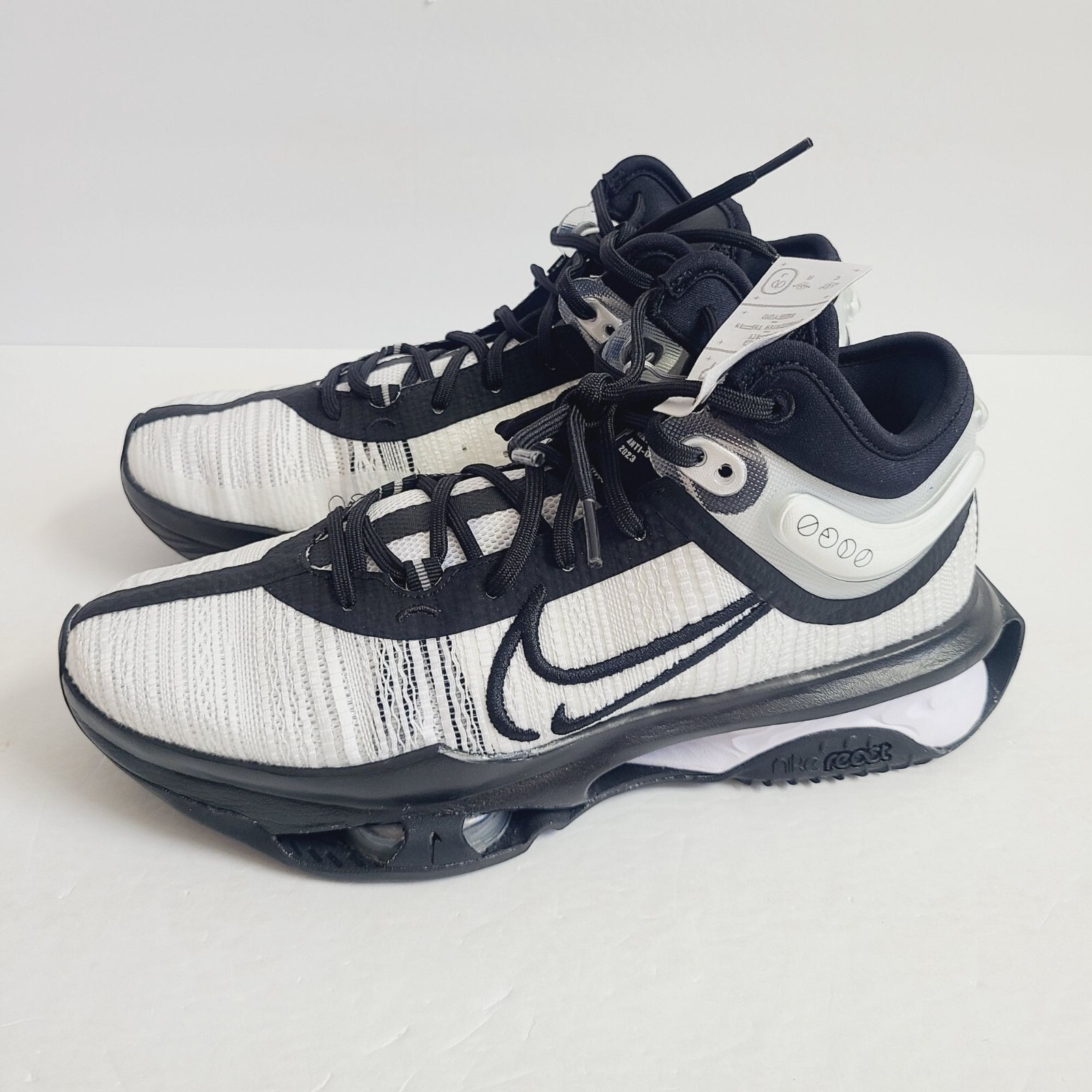 【NIKE】☆スニーカー☆ Air Zoom G.T. Jump Basketball Shoes Nike Air Zoom G.T. Jump 2 EP Basketball Shoes 'Black/White