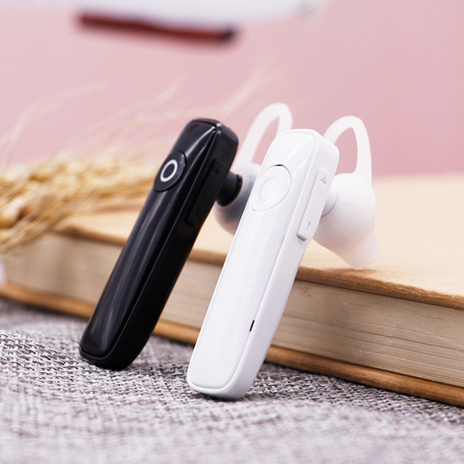 Wireless Bluetooth High Definition Headset Earpiece in Black