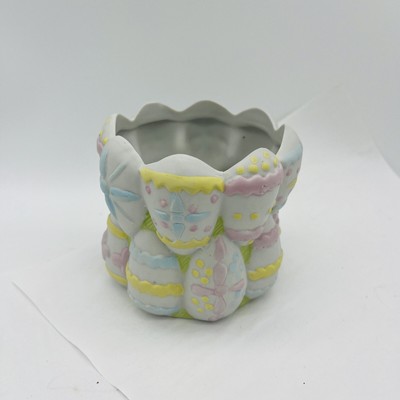 Vintage 1995 New Holland Mold Ceramic Easter Egg Planter Pastels