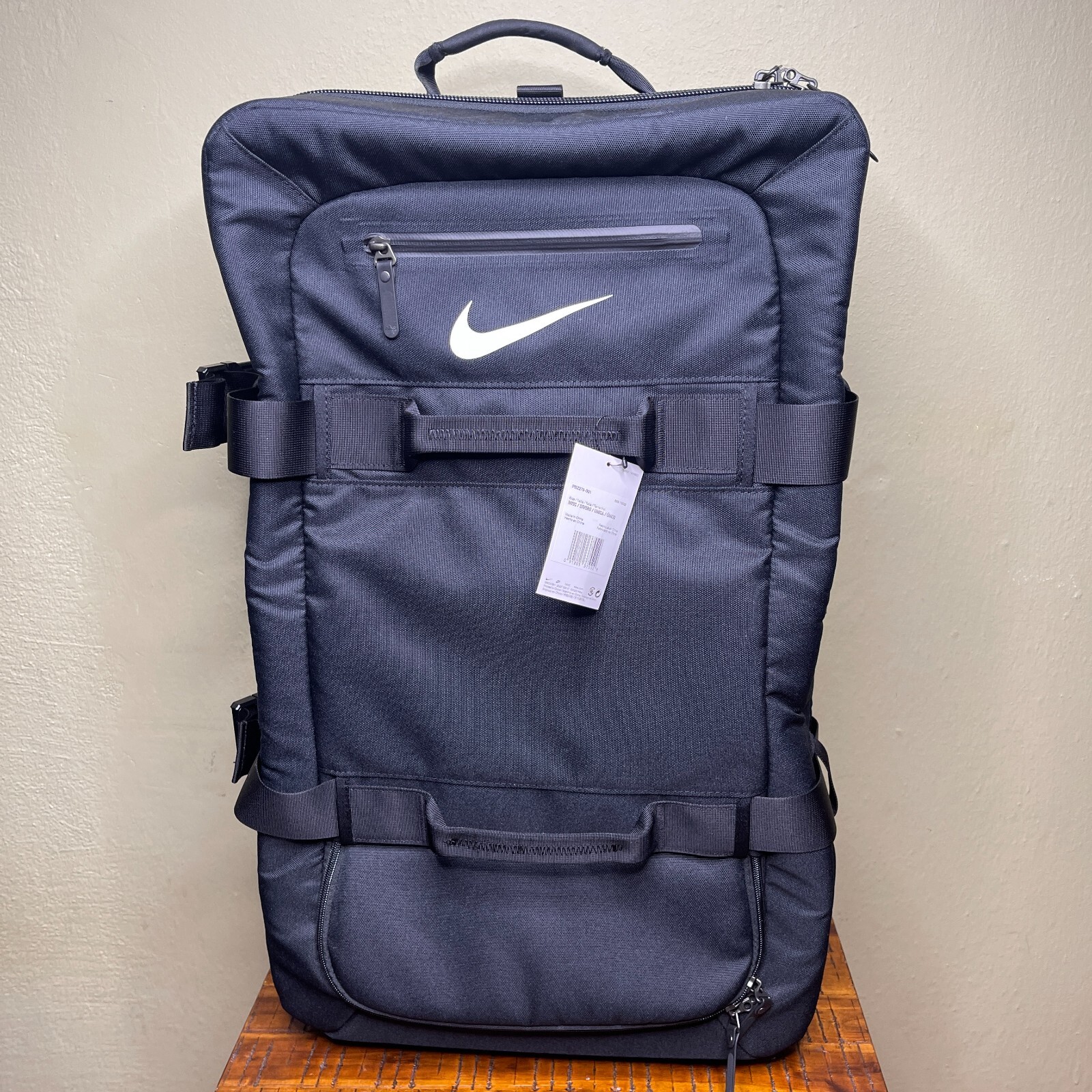 New Nike Fiftyone49 Wheeled Bag 30