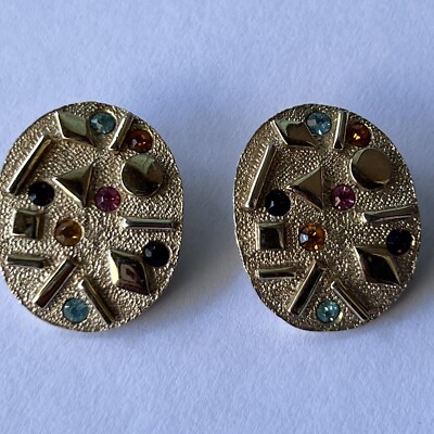 Vtg SARAH COVENTRY Signed GOLD TONE Mosaic RHINESTONE Geometric Clip-On Earrings
