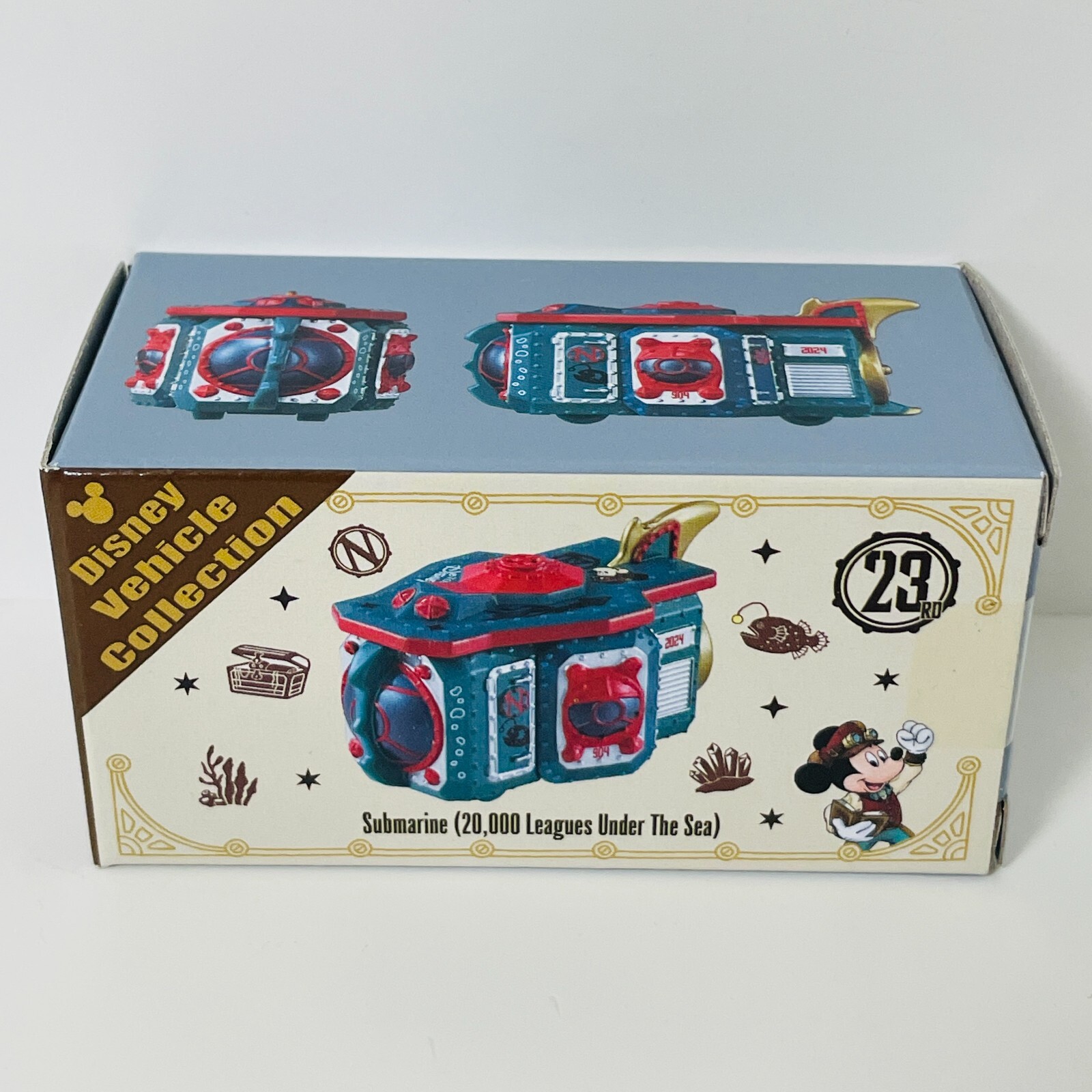 Disney TOMICA 20000 Leagues Under The Sea Submarine Tokyo