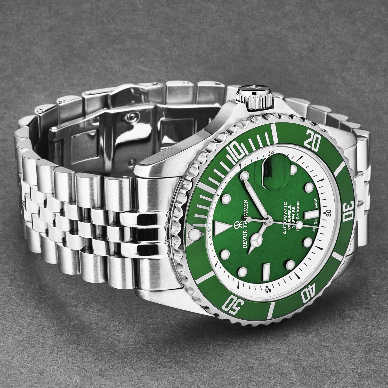 Pre-owned Revue Thommen Men's Diver Green Dial Stainless Steel Automatic Watch 17571.2929