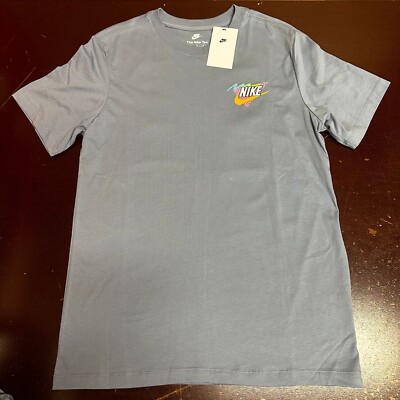 Nike Mens Gray Sportswear Beach Pug Long Sleeve Crew Graphic Pullover T-Shirt