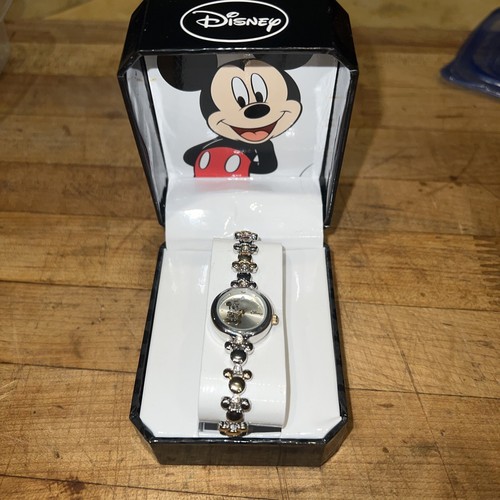 Disney Mickey Mouse MCK 982H18 361 PO21 Womens Watch Made