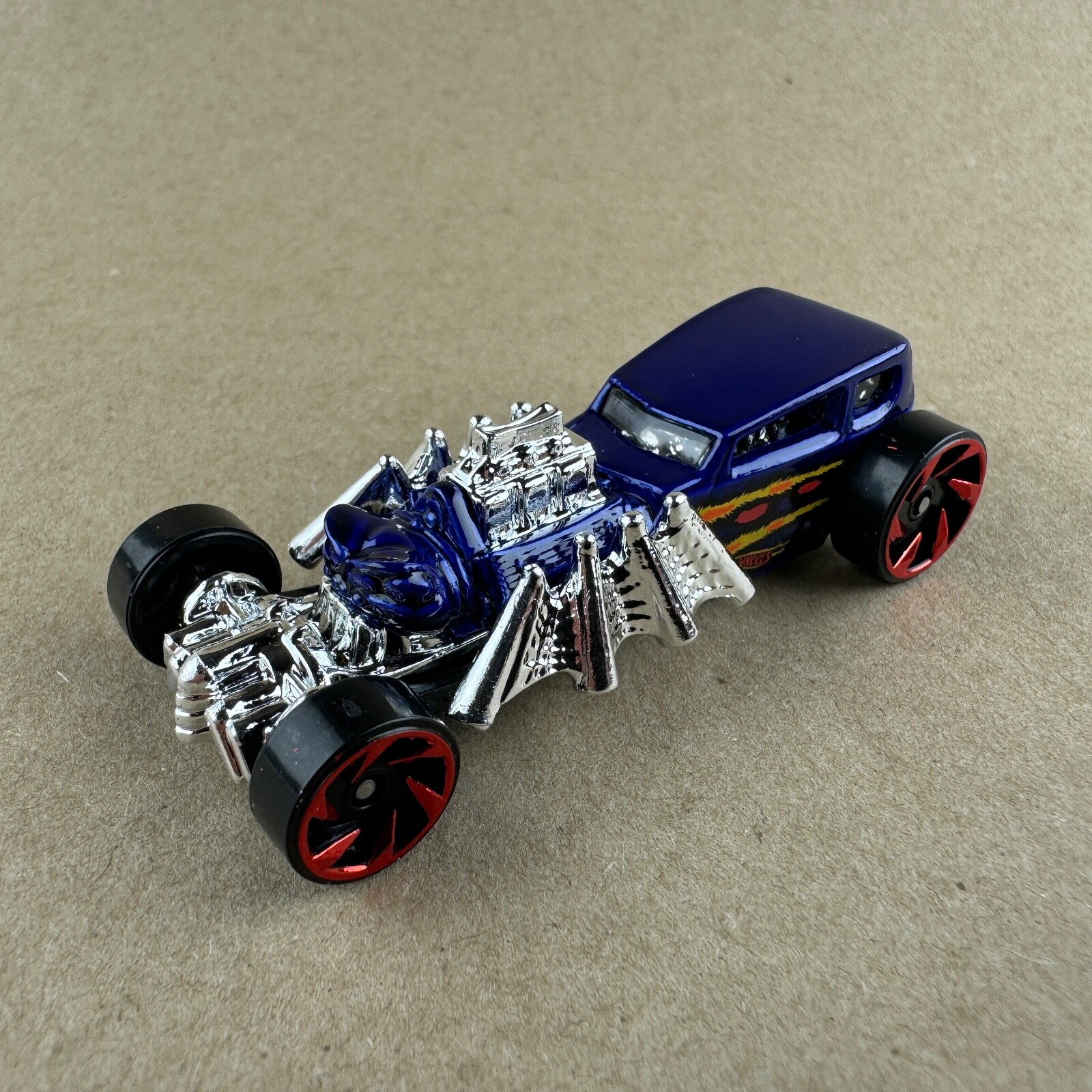 ホットウィール　EXTREME ACTION STREET CREEPER Hotwheels Extreme Action Street Creeper Car w/Lights,Sound
