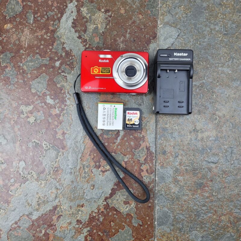 Kodak EasyShare M341 12.2MP Digital Camera