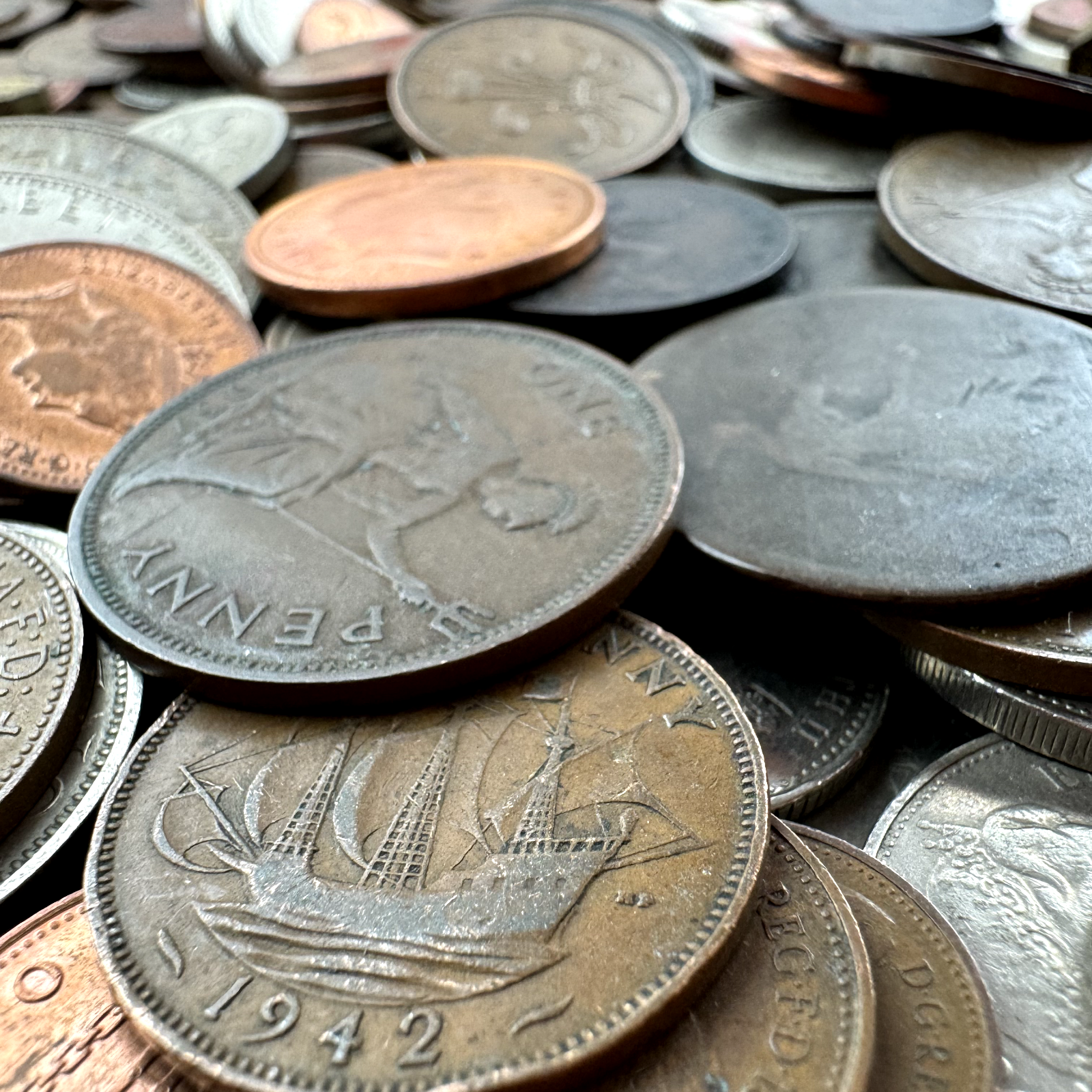 British Coins 5 LB Bulk Lot of ~300 Random Coins from United Kingdom 🇬🇧