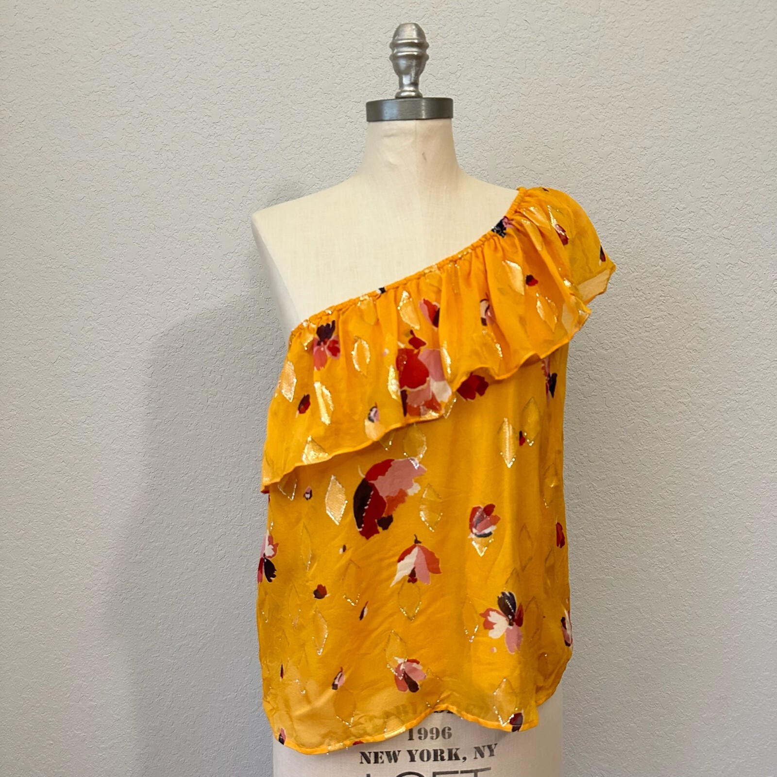 SEZANE::刺繍ワンピ−ス:38[RESALE] SEZANE Adelie Ruffle One Shoulder Top Gold Thread in Saffron
