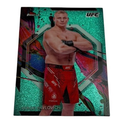 2024 Topps Finest UFC Sergei Pavlovich Green Shimmer Refractor Card 88 Heavywt