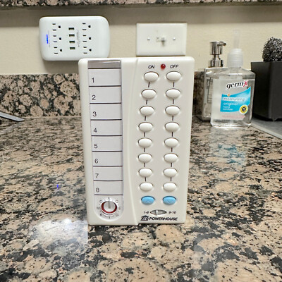 X-10 Powerhouse Home Automation Remote Control Palm Pad Wireless Model HR12A x10