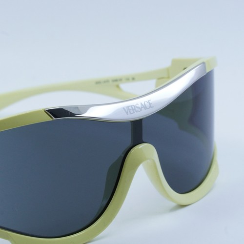 Pre-owned Versace Ve4475 548687 Yellow/dark Grey 42-142-110 Sunglasses In Gray