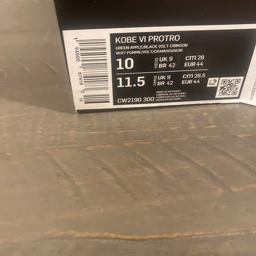 Pre-owned Kobe Vi Protro “grinch” (cw2190-300) Size 10m In Green