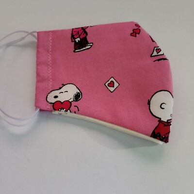 Handmade face mask with filter pocket