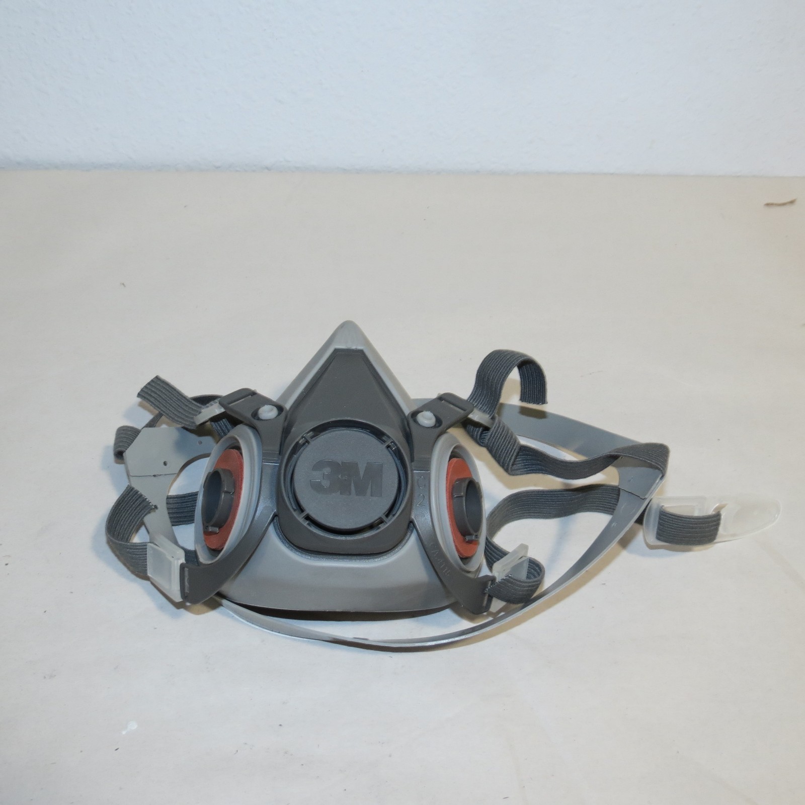 3M 62023HA1 PROFESSIONAL MULTI-PURPOSE RESPIRATOR MASK W/CARTRIDGES