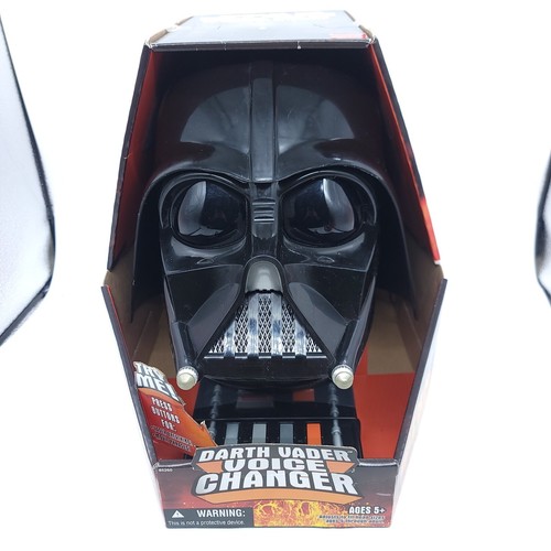 Star Wars Revenge of the Sith 2005 Darth Vader Helmet Voice Changer New Sealed