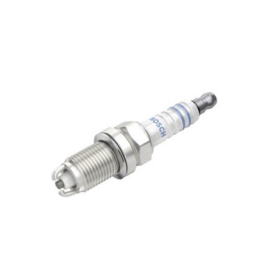 10x BOSCH Spark Plug 0 242 235 668 FOR Logan 3 Series Golf A6 Octavia Kangoo 5 A