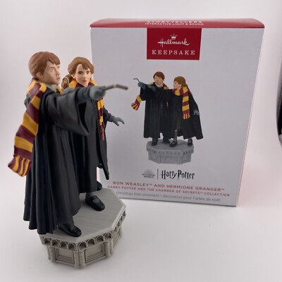 2024 Hallmark RON WEASLEY AND HERMIONE GRANGER Harry Potter Magic Ornament