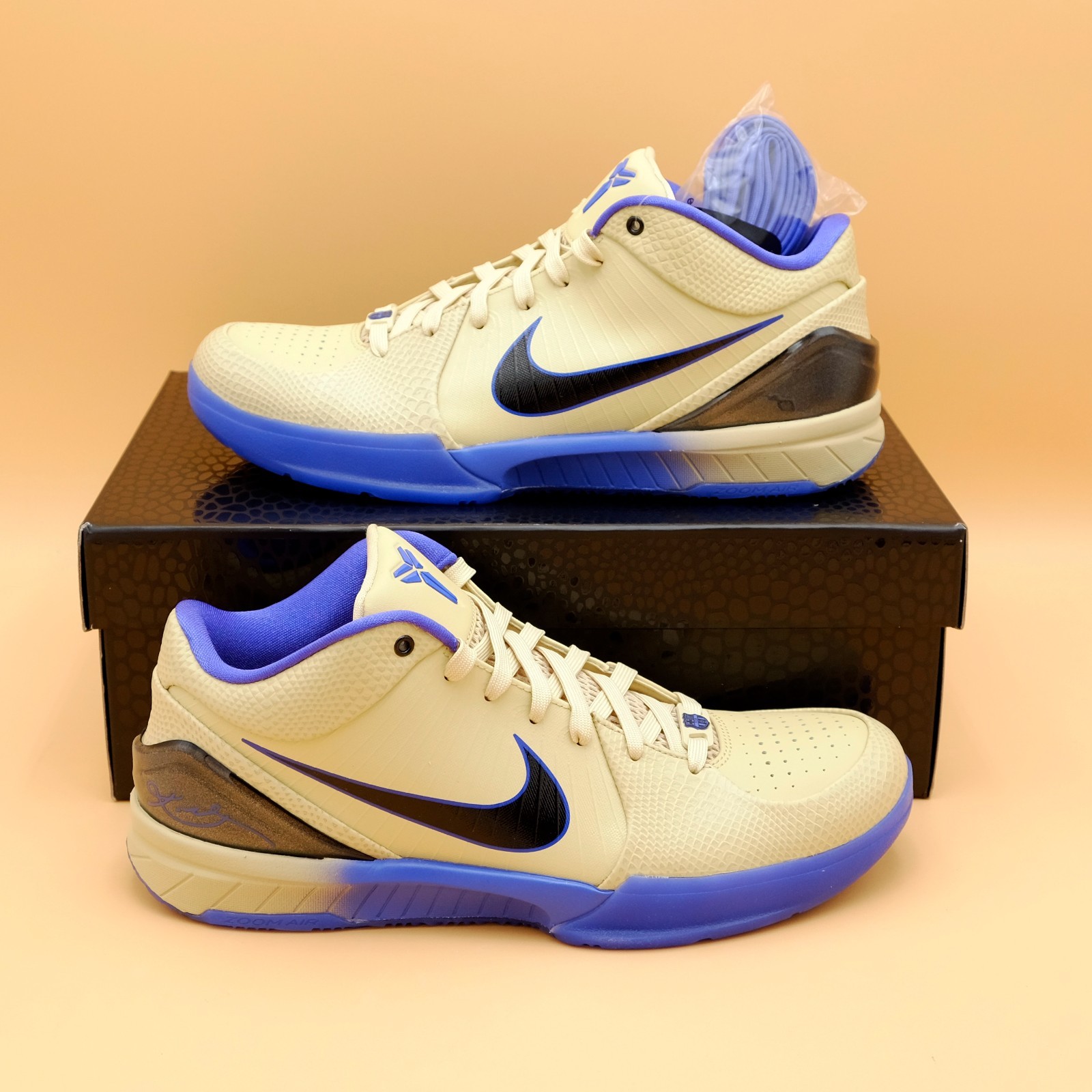 シューズ(男性用) NIKE KOBE 4 PROTRO Nike Zoom Kobe 4 Protro スニーカー | ホワイト | FARFETCH JP
