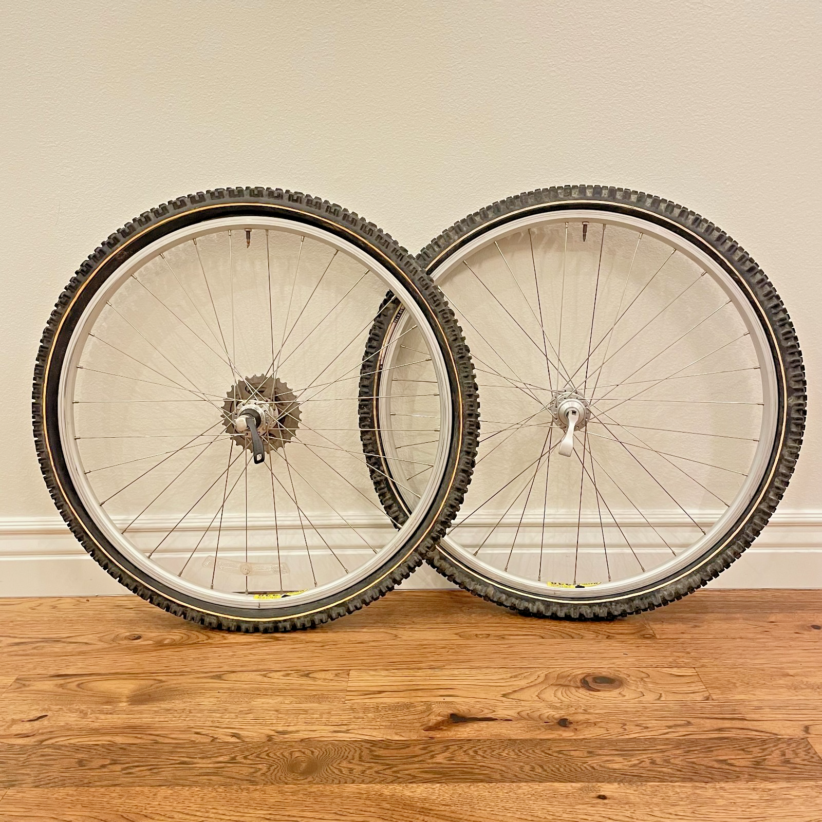 Vintage Mavic 238 26 Inch Wheelset Specialized S-Works STX RC Hubs