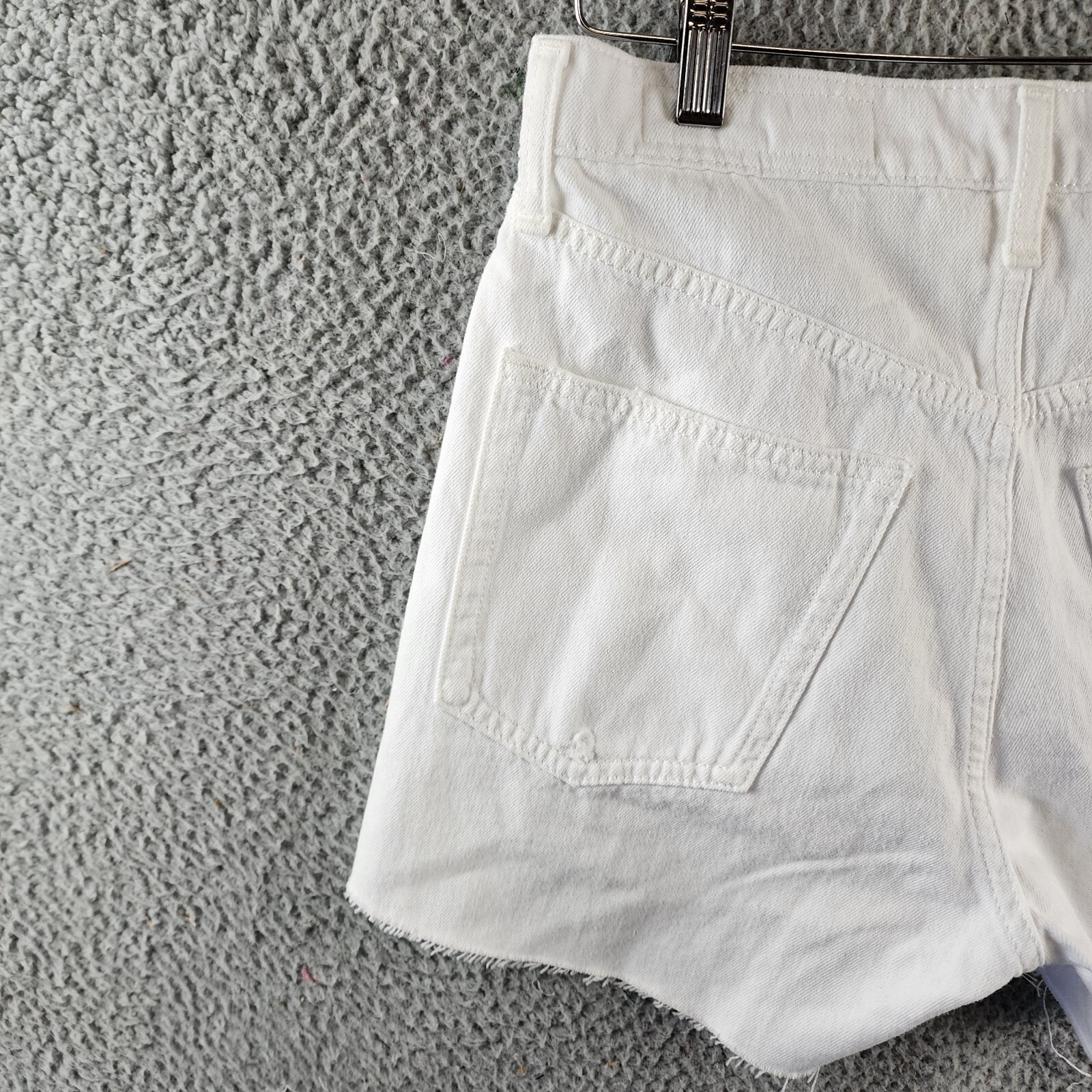 Rag & Bone MIDI Hight Rise Raw Hem Cutoff Shorts Women's 26 White Button Zip - Picture 12 of 17