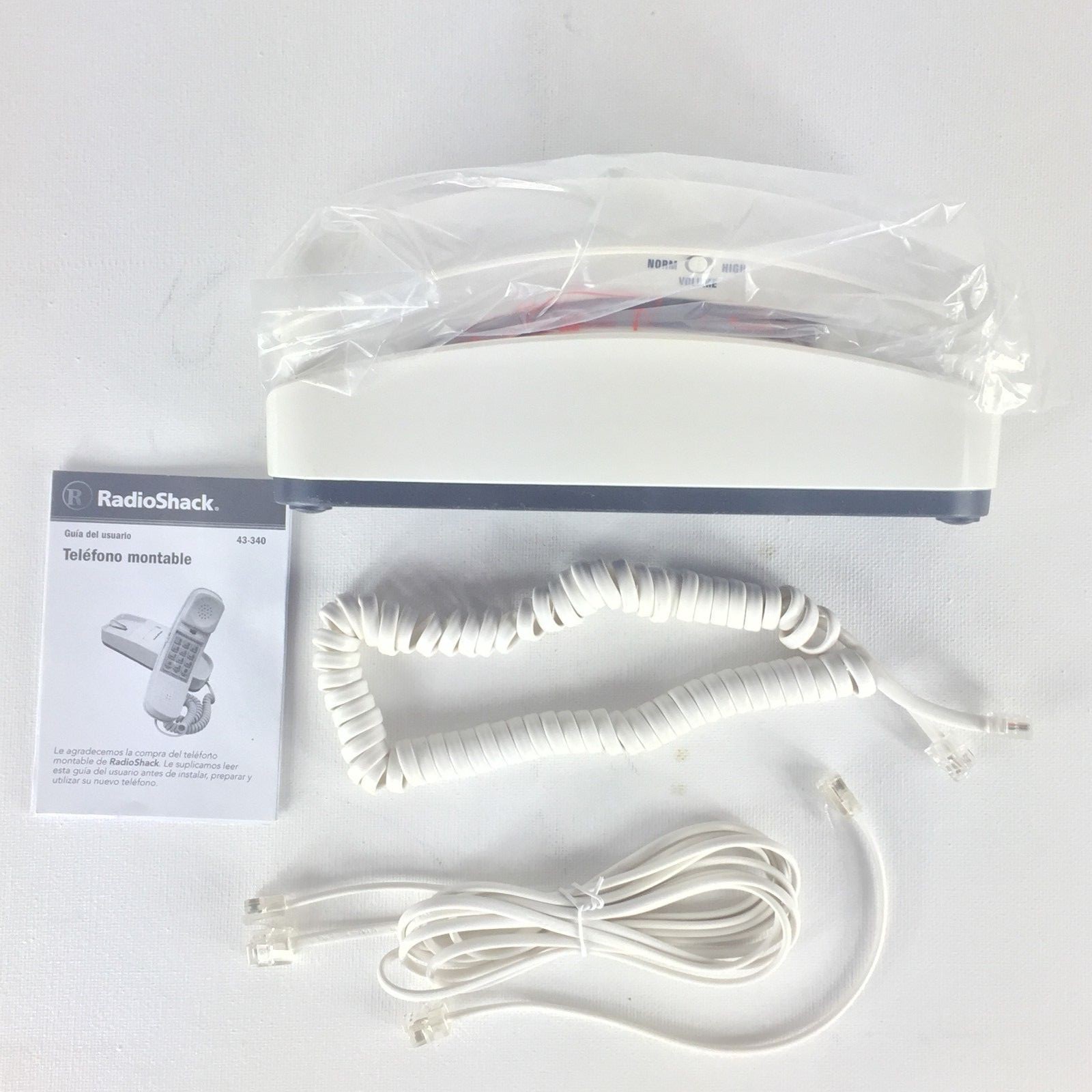 Radio Shack Trim Phone Classic White Corded Technology Plus 4300340 EUC