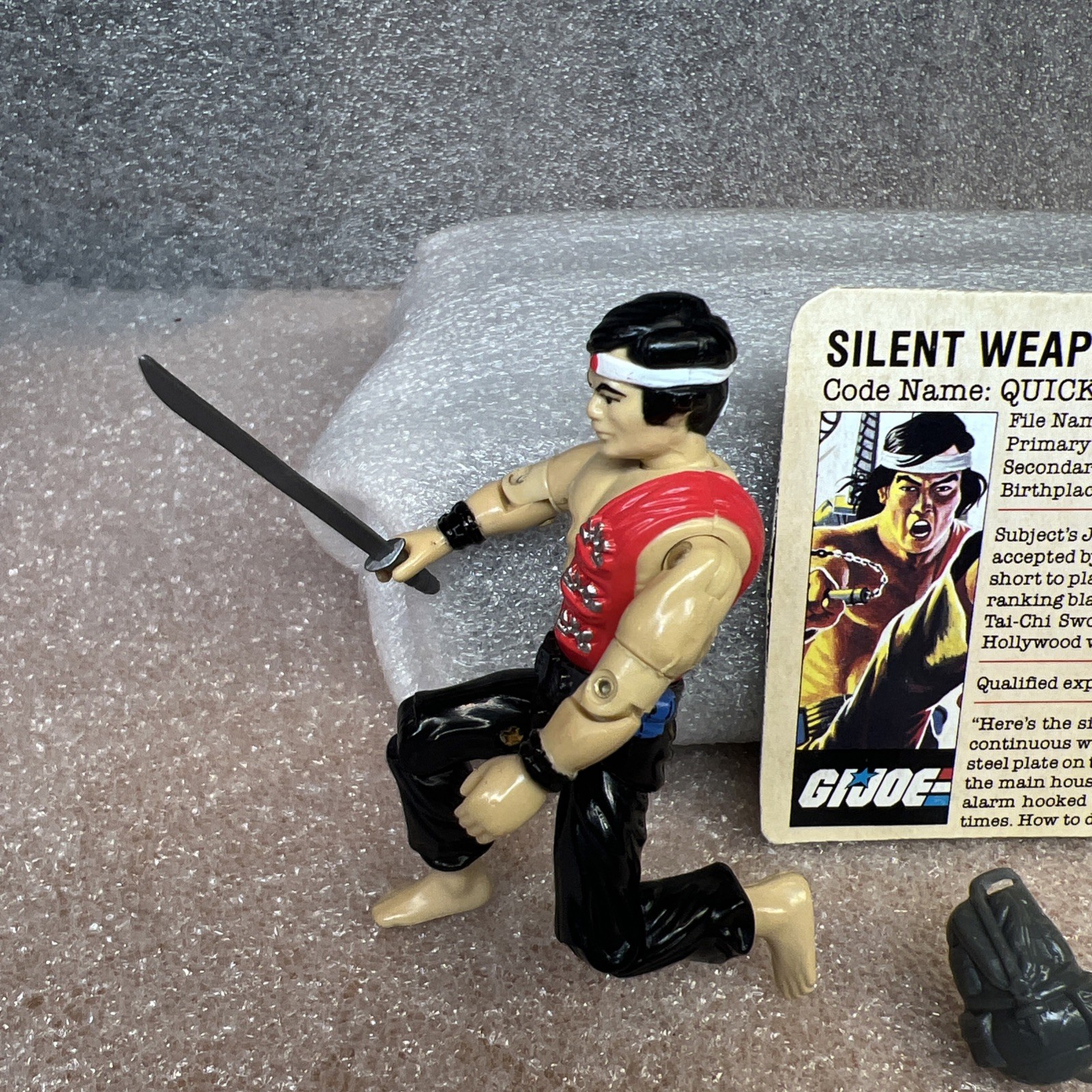 VINTAGE HASBRO 1985 G.I JOE ACTION FIGURE QUICK KICK 
