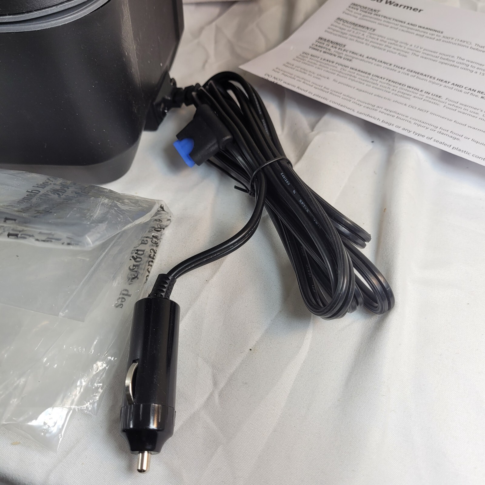 AutoTrends 12V Car Food Warmer 3-Ltr #037-1099-4 open box