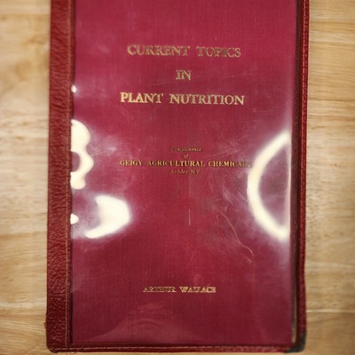 Current Topics in Plant Nutrition, Wallace (1966)