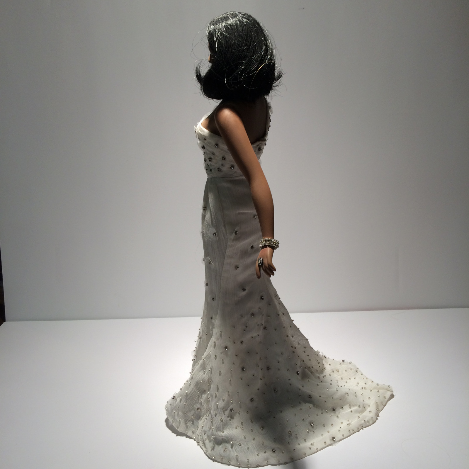 Michelle Obama Porcelain Inaugural Doll  Danbury Mint