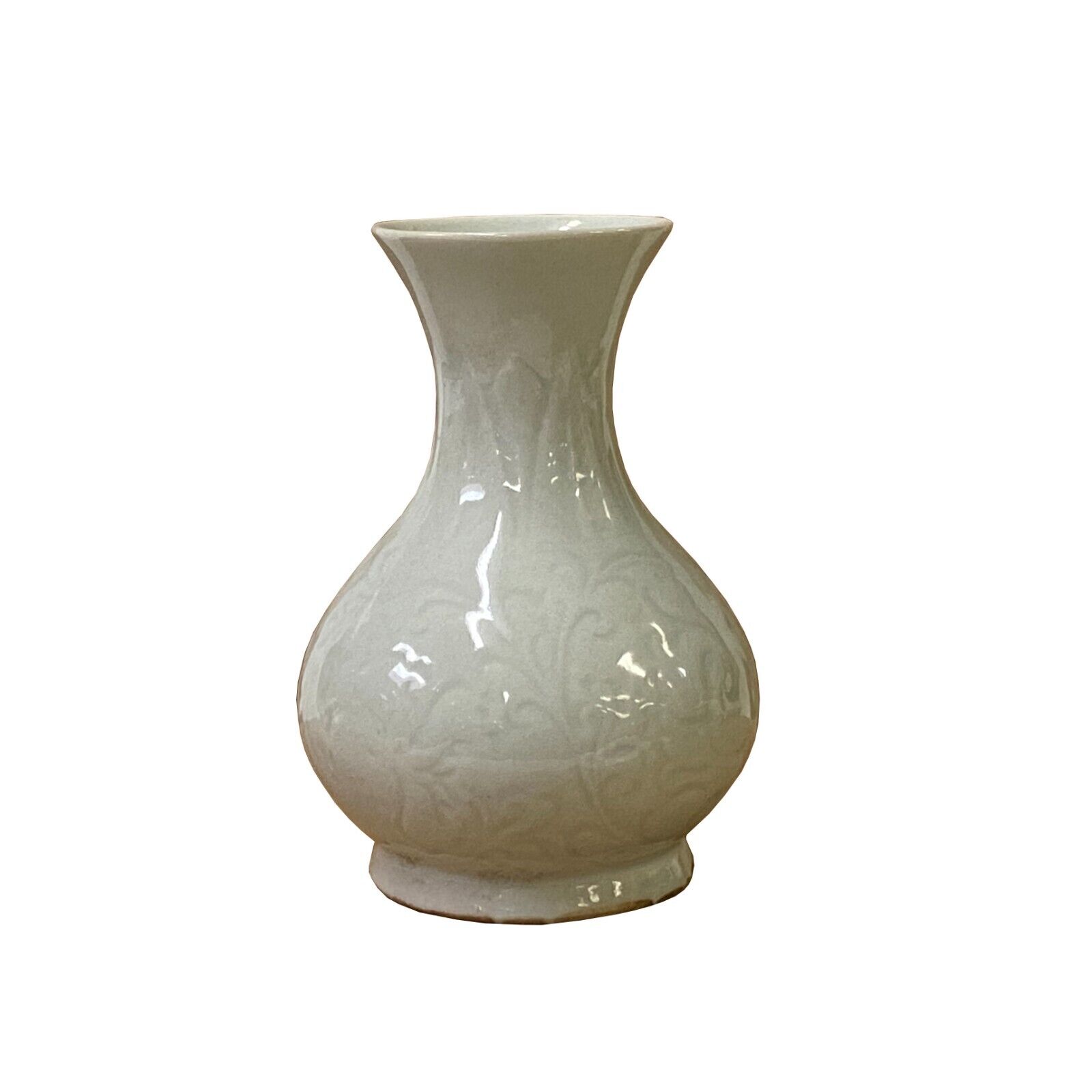 Chinese Ceramic Light White Pale Celadon Glaze Underlay Flower Vase ws3170S Chinese Ceramic Light White Pale Celadon Glaze Underlay Flower Vase ws3170S