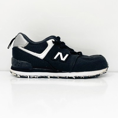 

New Balance Boys 574 V2 ID574WM2 Черная повседневная обувь Кроссовки Размер 9 M, Черный, 574 V2
