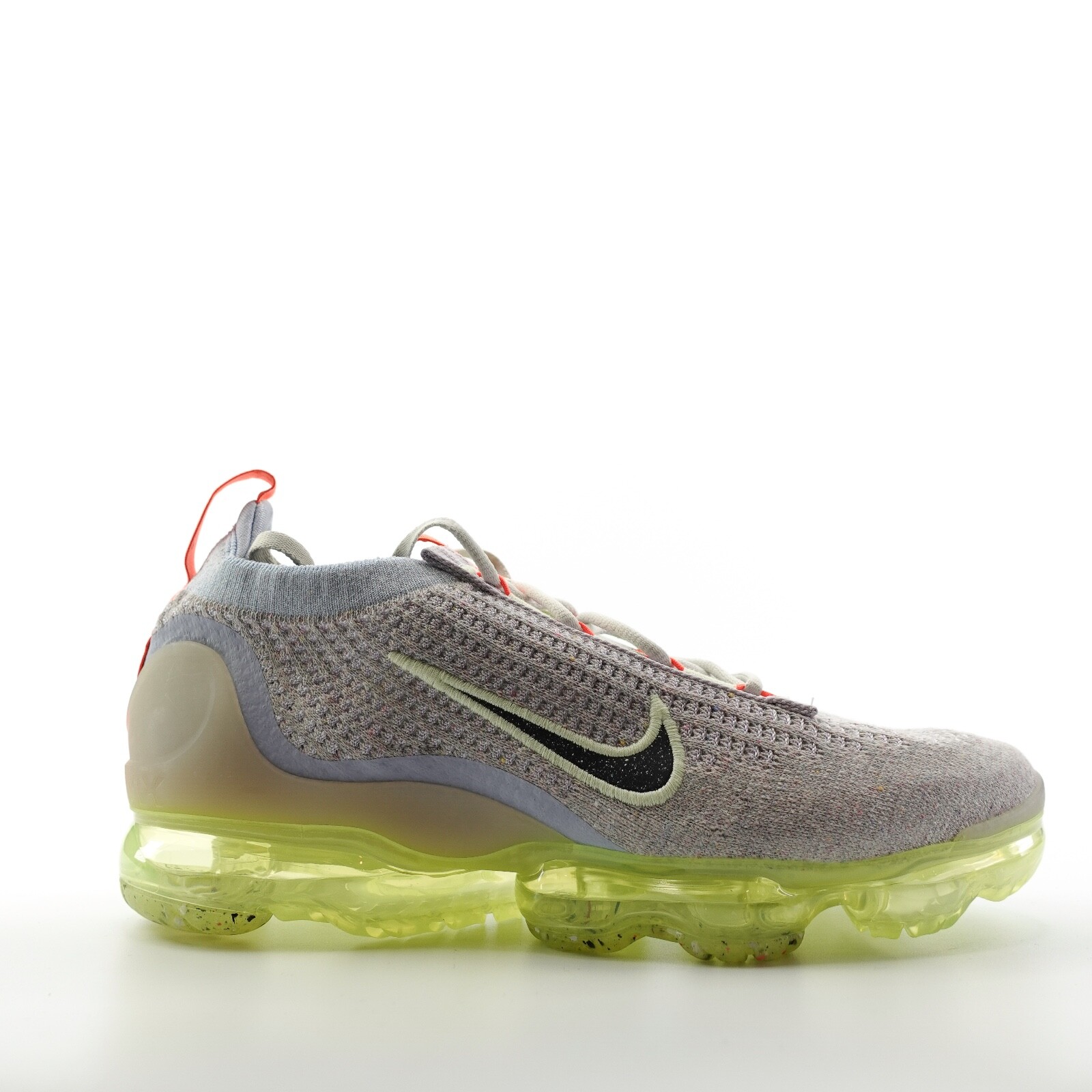 Pre-owned Nike Air Vapormax 2021 Flyknit Sneakers Light Bone Lime Dc4112-003 Womens Size 6 In White