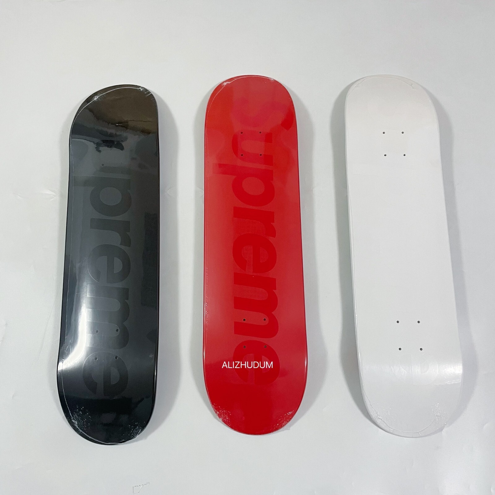 SUPREME SS23 TONAL BOX LOGO SKATEBOARD SET OF 3 BLACK RED SUPREME SS23 TONAL BOX LOGO SKATEBOARD SET OF 3 BLACK RED
