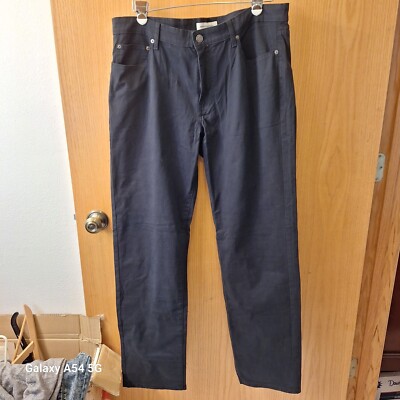 Men's Amazon Essentials Black Pants 36''W X 34''L