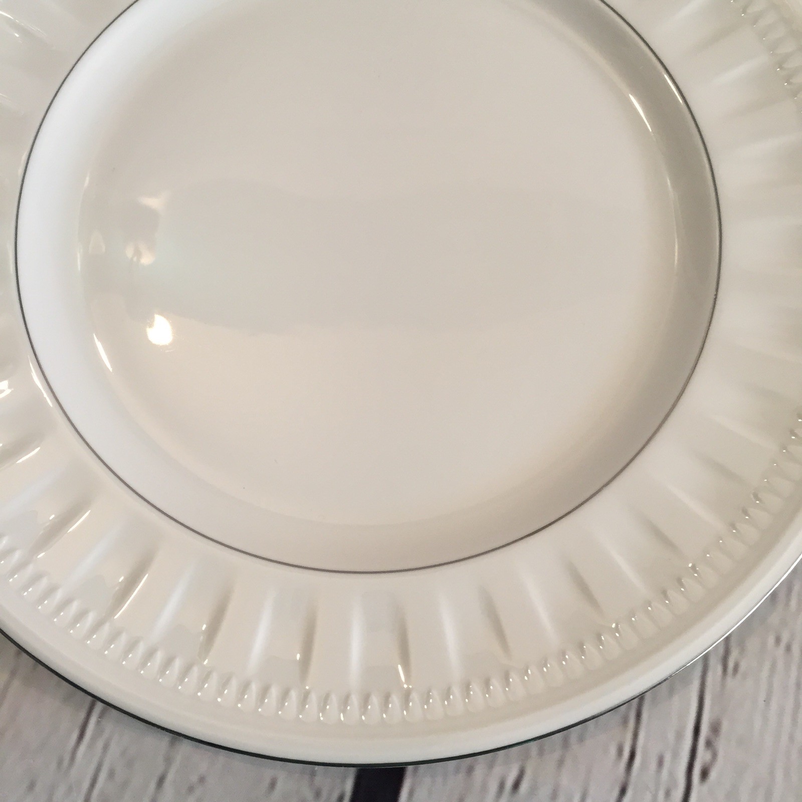 Vintage Wedgwood Colosseum Platinum White Bone China Dinner Plate Replacement