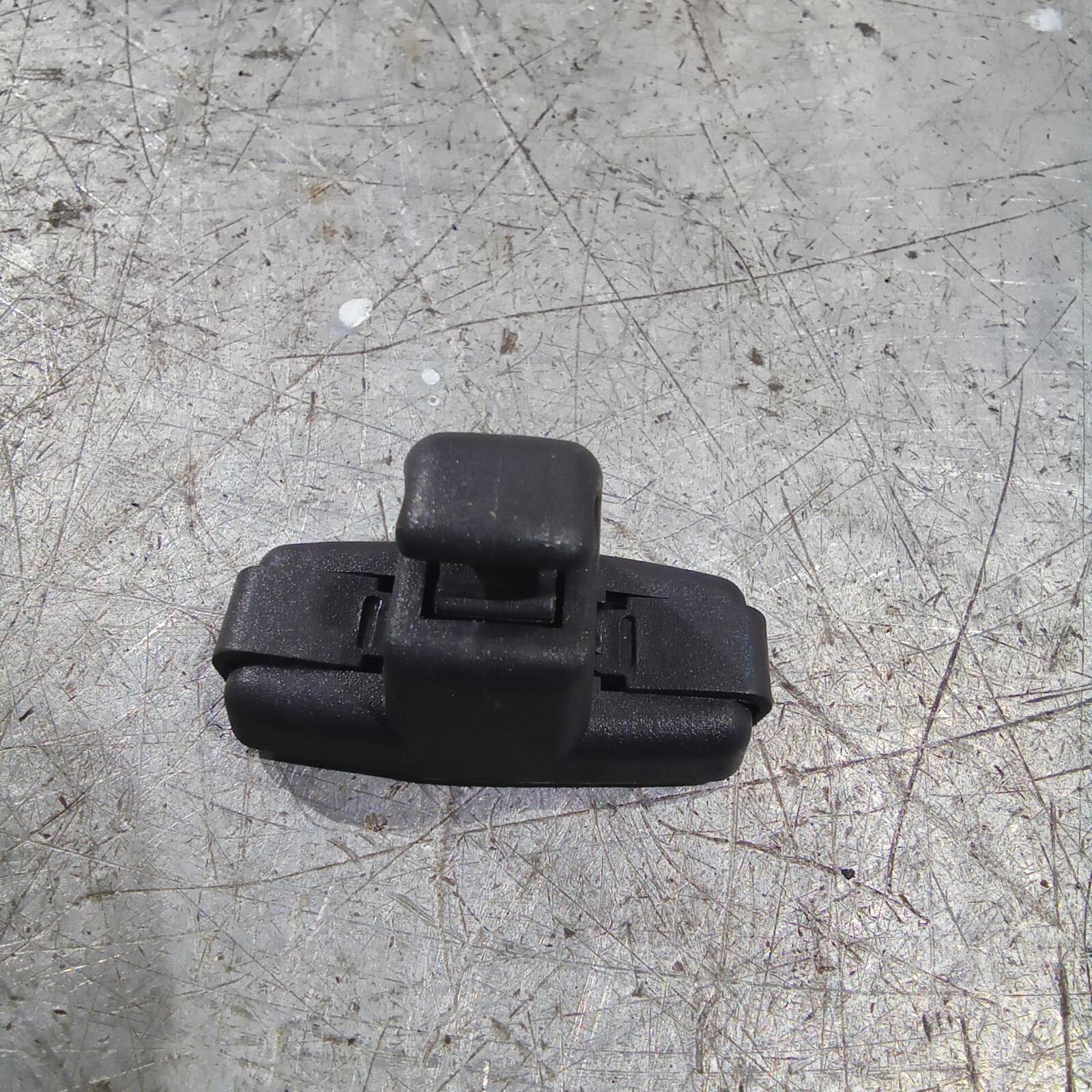 BMW Mini Cooper S R50/R52/R53 2000-2006 Sunvisors Viror Clip Catch in Black