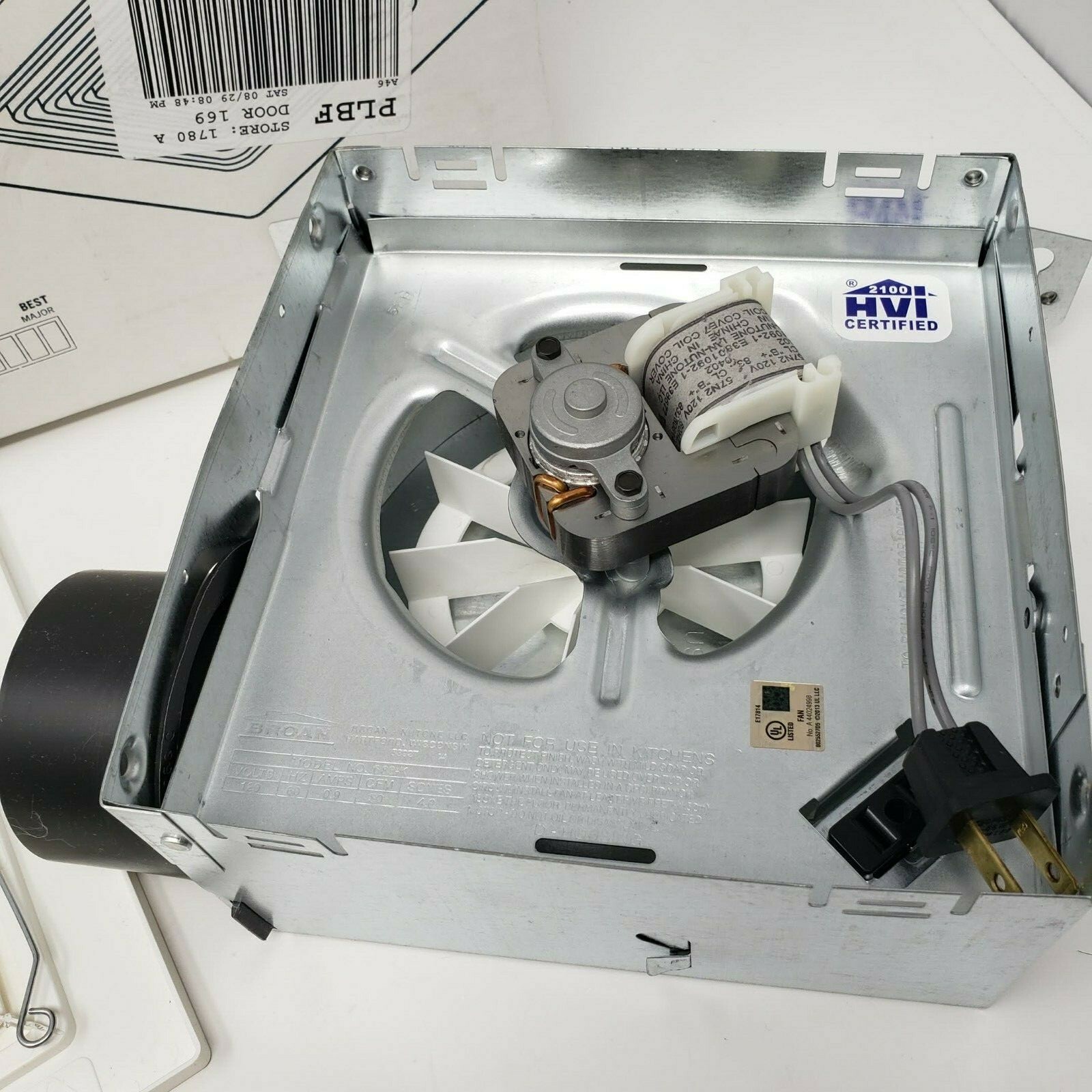 NEW Broan Ventilation Fan Economy Model  #688 50 CFM 4.0 Sones