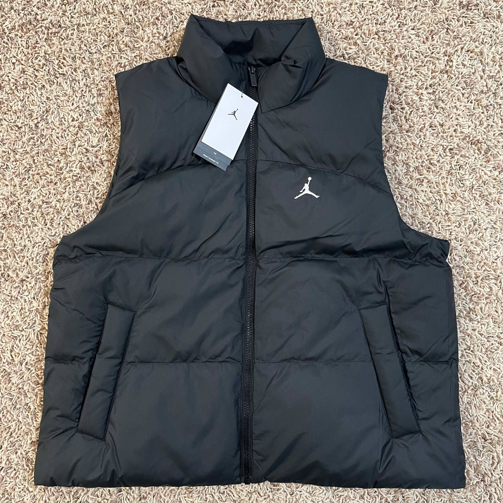 WINDANDSEA PUFFER VEST 【ブラック】 Lサイズ WINDANDSEA PUFFER VEST 【ブラック】 Lサイズ WIND AND SEA