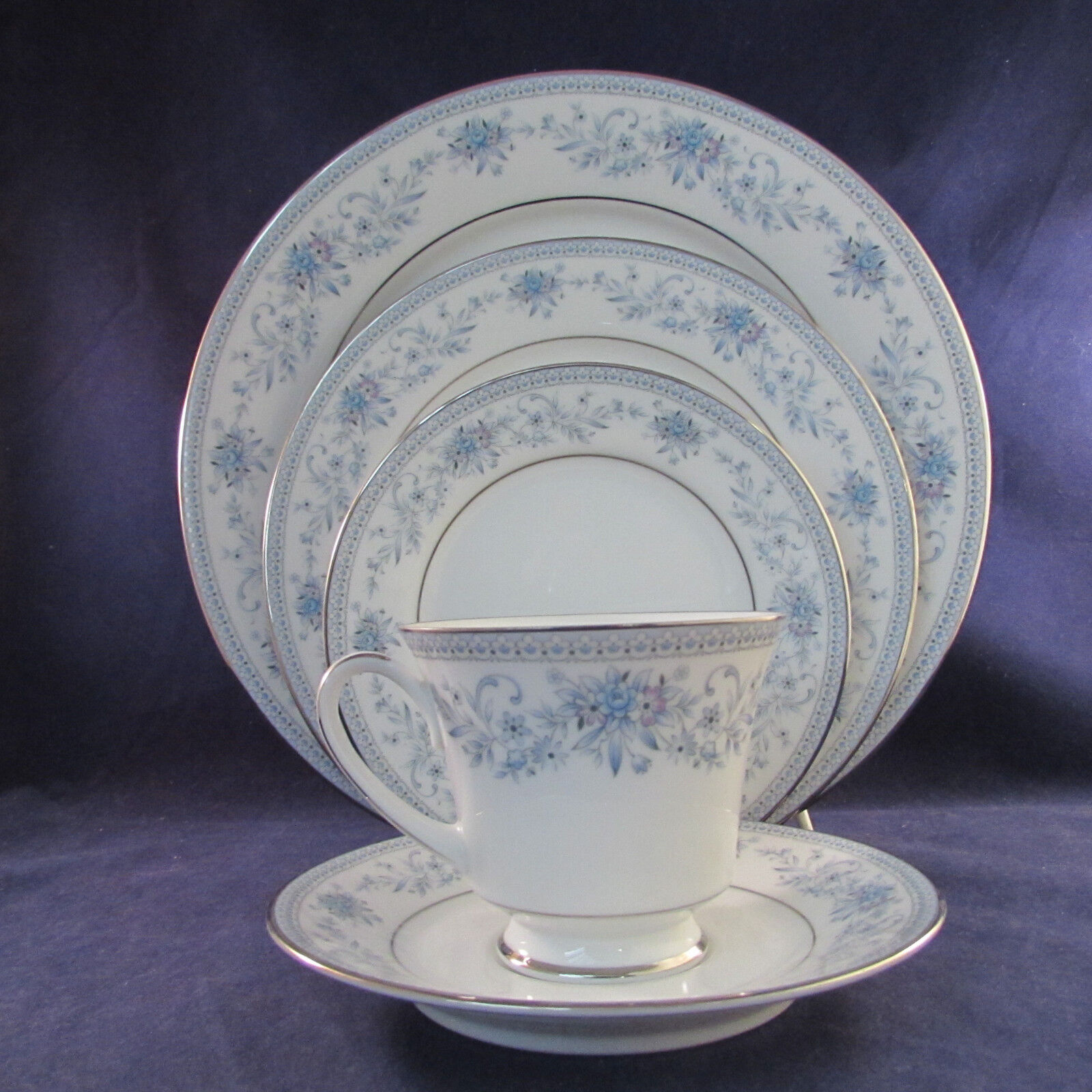  Noritake  China  Blue Hill Service for Four 20pc Set eBay