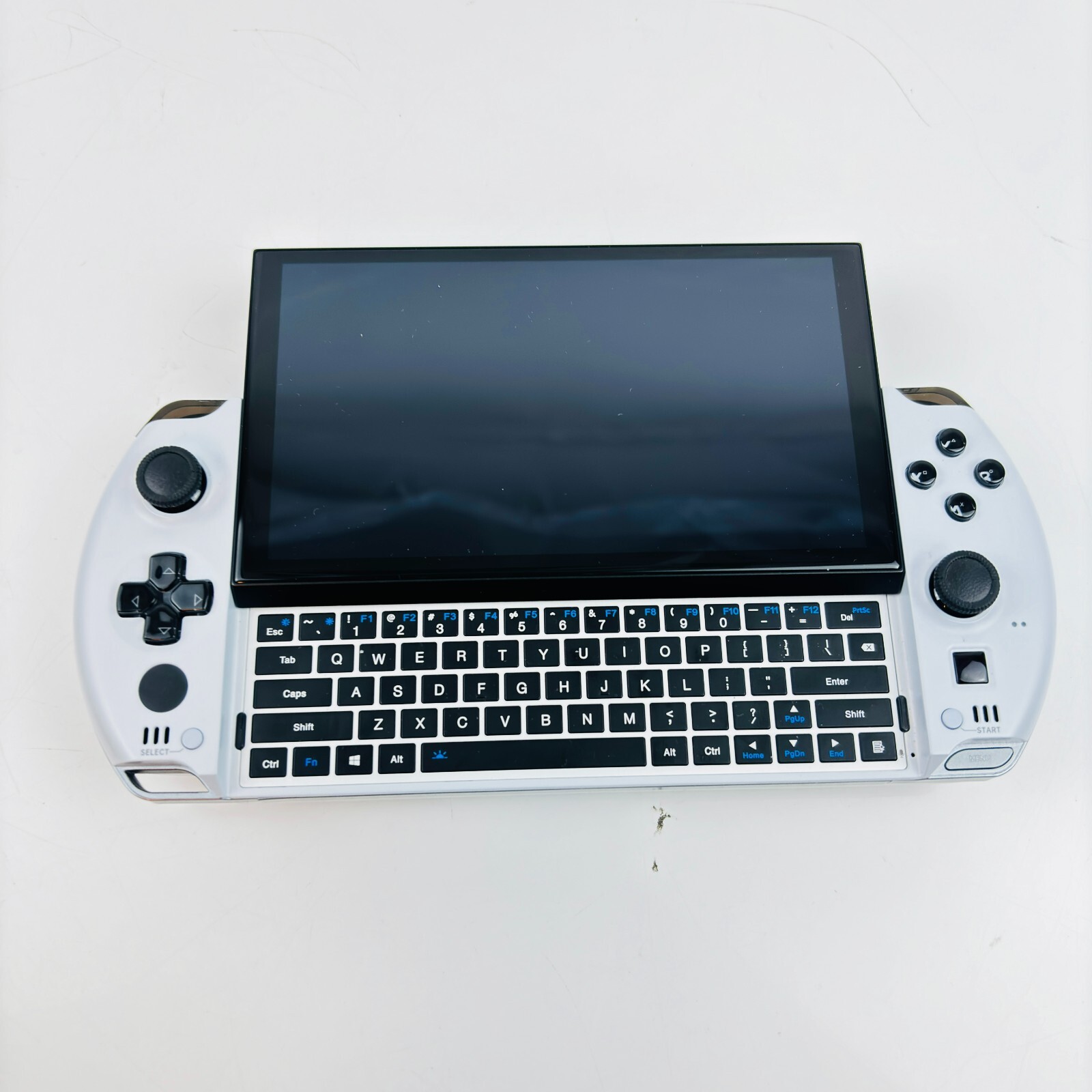 GPD WIN 4 White AMD 6800U RAM 32GB SSD 1TB Windows Working GPD WIN 4 White AMD 6800U RAM 32GB SSD 1TB Windows Working